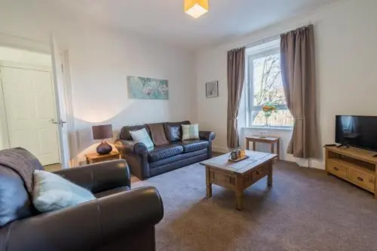 Riverside View Apartment