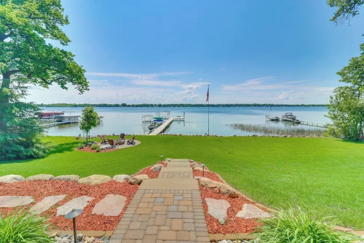 Lakeside Alexandria Retreat w/ Deck + Boat Dock!