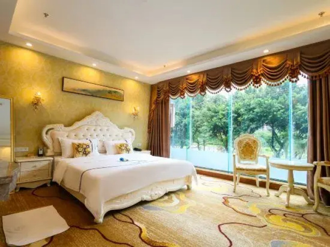 Ruili Hotel