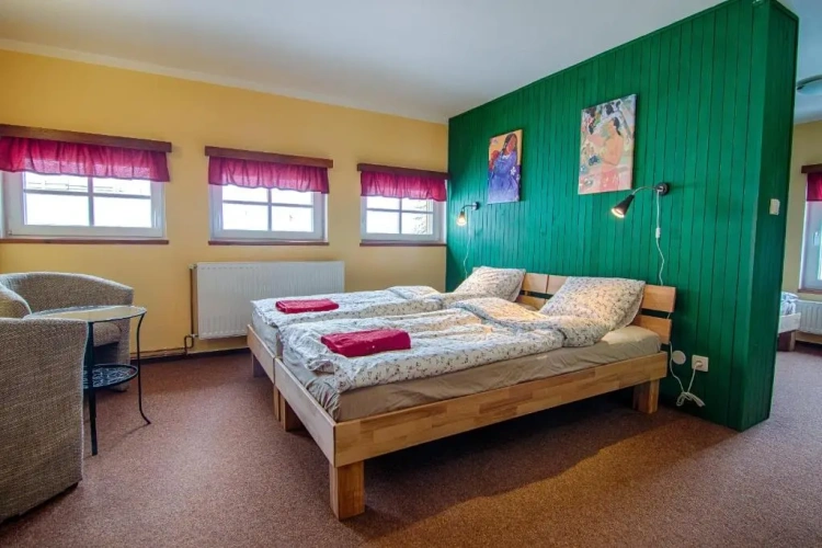 Standard Family room with mountain view