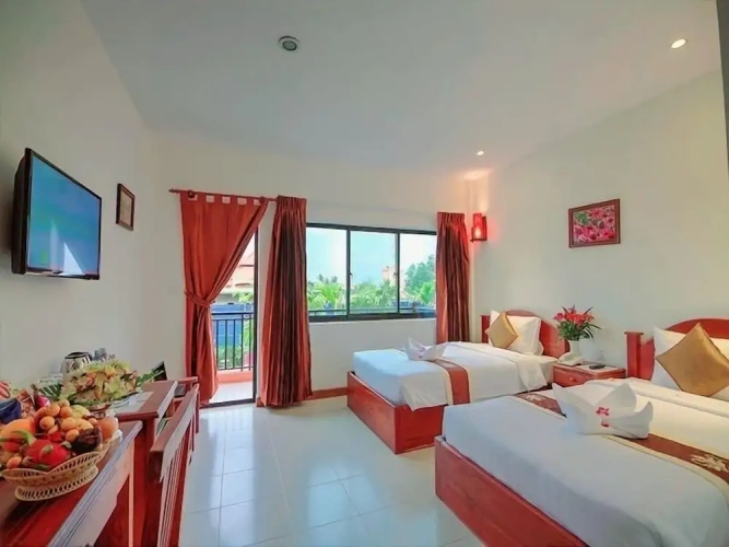 Deluxe Twin room with balcony