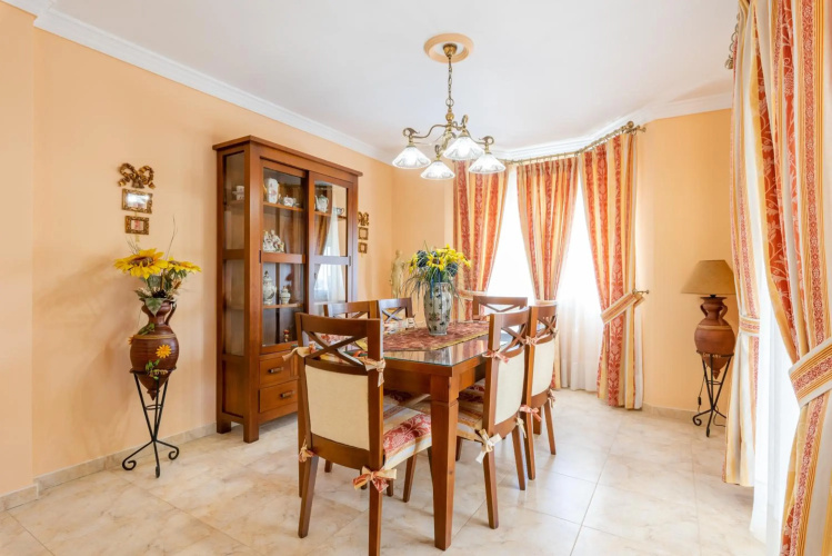 Villa Trebol
