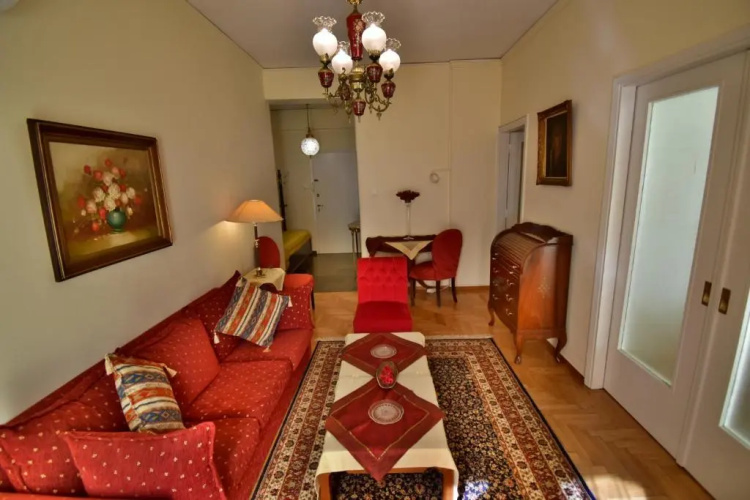 Classy 2 bedroom apartment under Acropolis at Thisseio