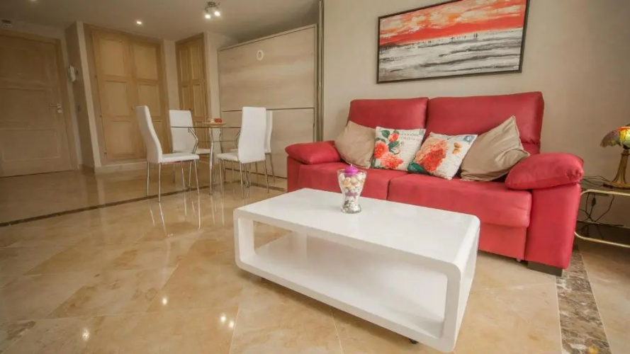 Marina Del Castillo 104