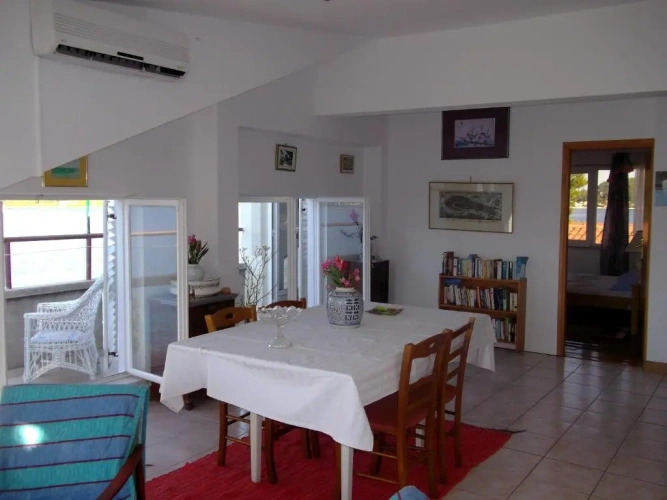3 Bedrooms Apartment with sea view