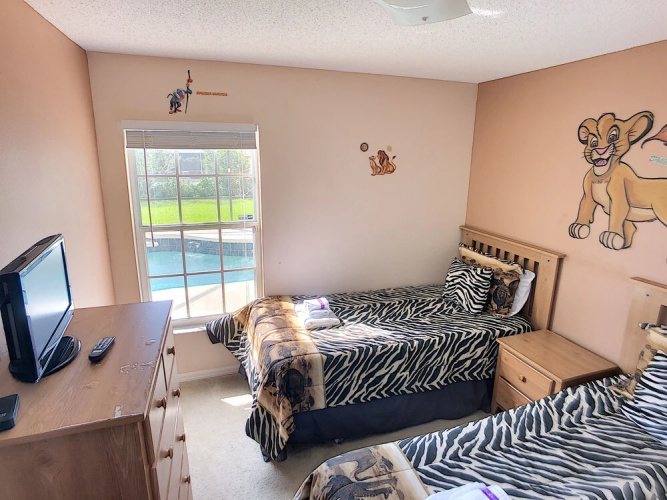 Rolling Hills Four-bedroom