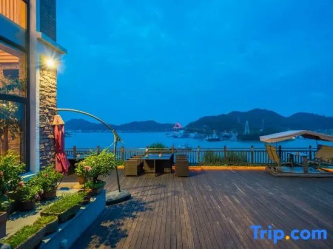 Yinhai Sanwan Hostel