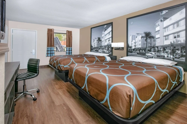 Standard Quadruple room