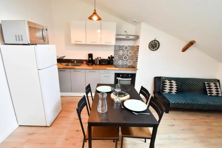 1 Bedroom Apartment