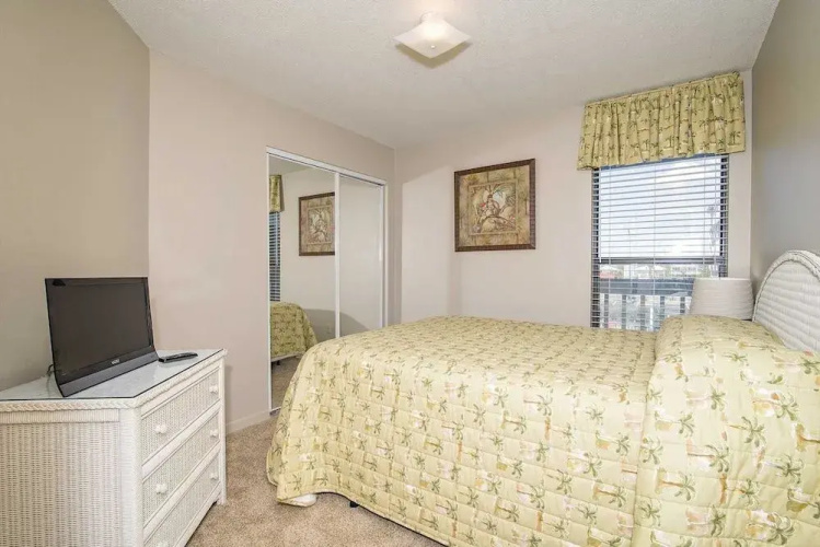 Regatta 104b 3 Bedrooms 2 Bathrooms Condo