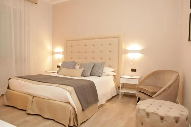 Deluxe Double room with view