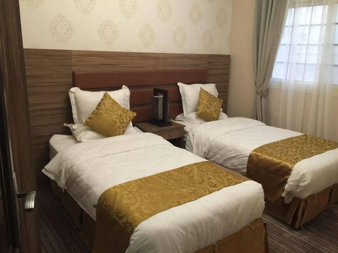 La Fontaine Al Hamra Suites