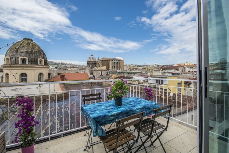 Naples Tours and Flats S.r.l.