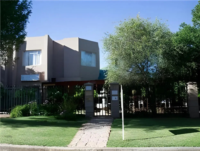 Lily Guesthouse