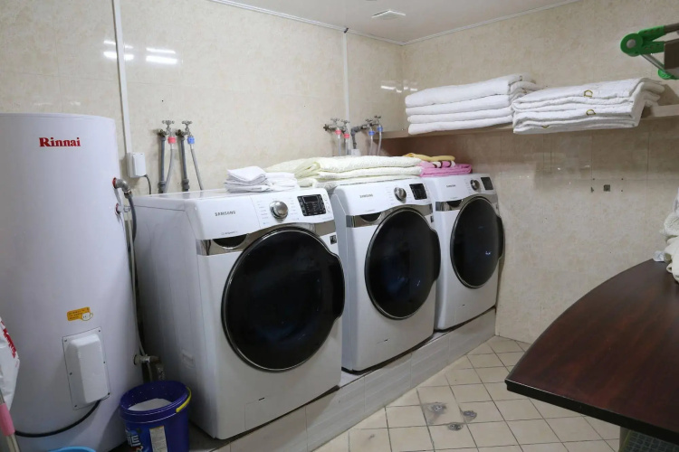 Grand Field Residence Hostel