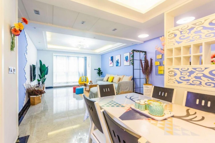 3 Bedrooms Apartment
