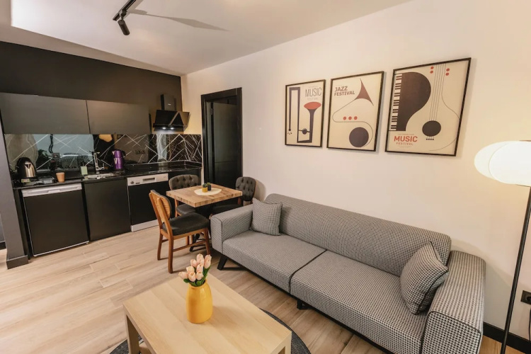 Ella Suites Hotel