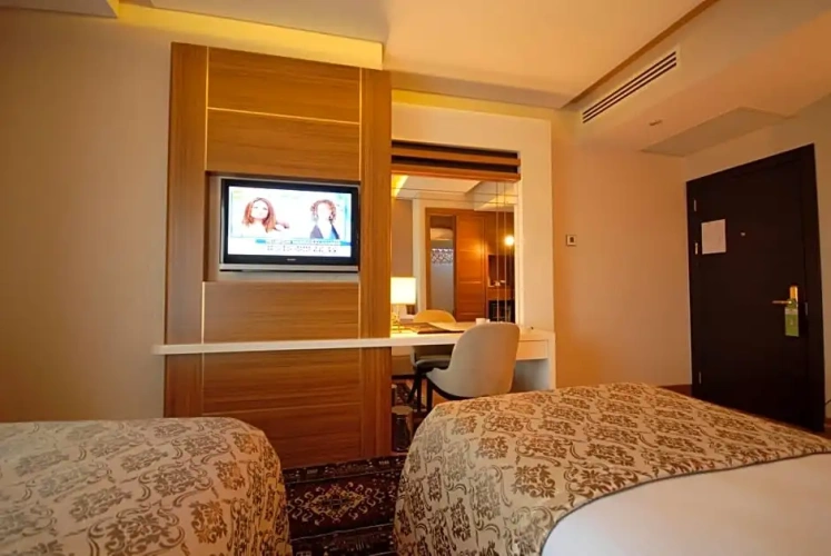 Standard Double room with view
