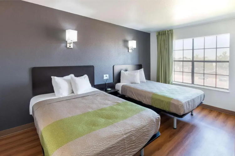 Quality Inn & Suites Arlington
