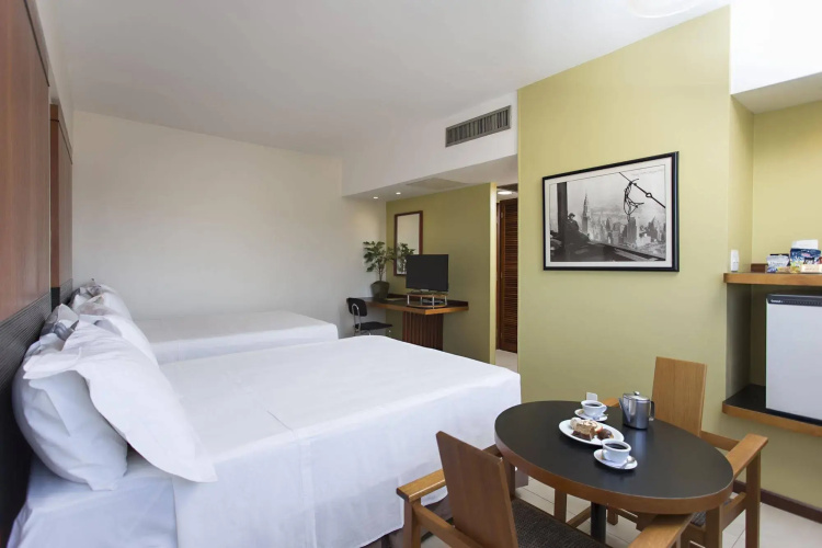 Stream Palace Hotel