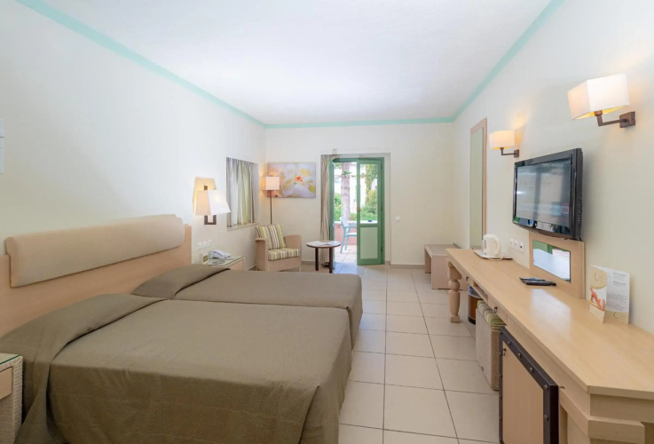 Silva Beach Hotel