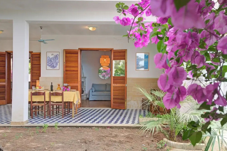 Villa Carolina spacious with garden