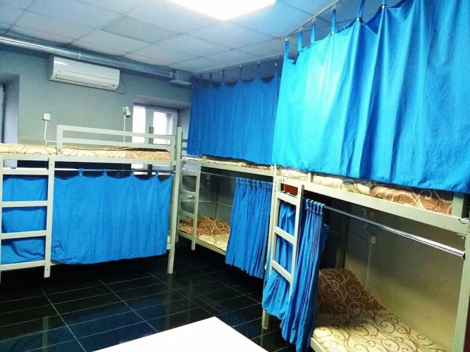 Day & Night - Hostel