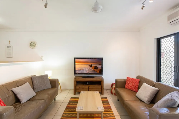 2br Amazing Beach House