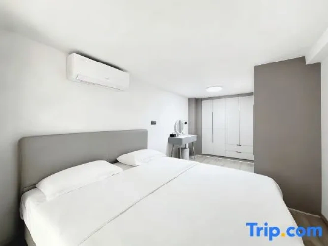 Standard Double room with view