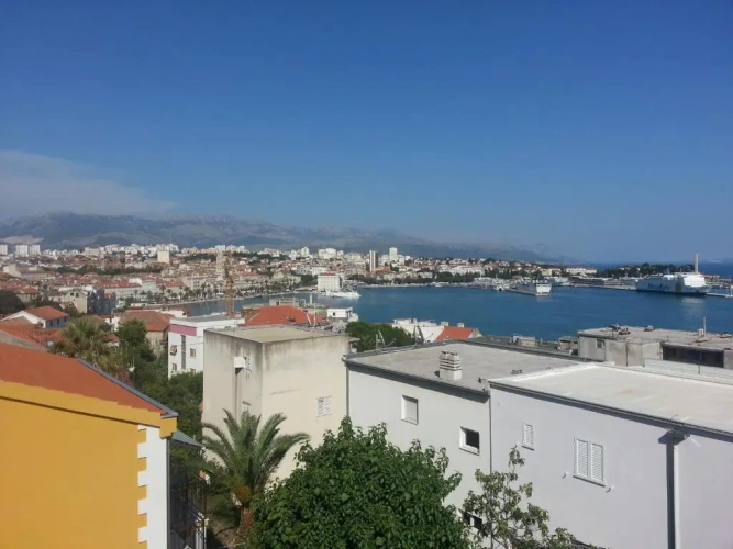 1 Bedroom Apartment with balcony and with view