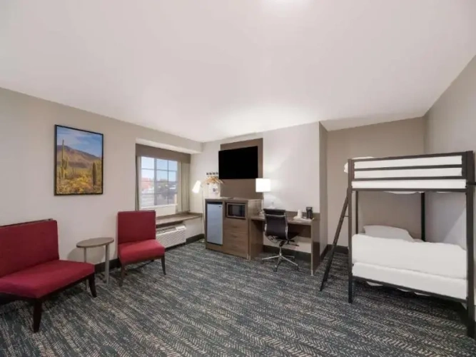 Quadruple Suite