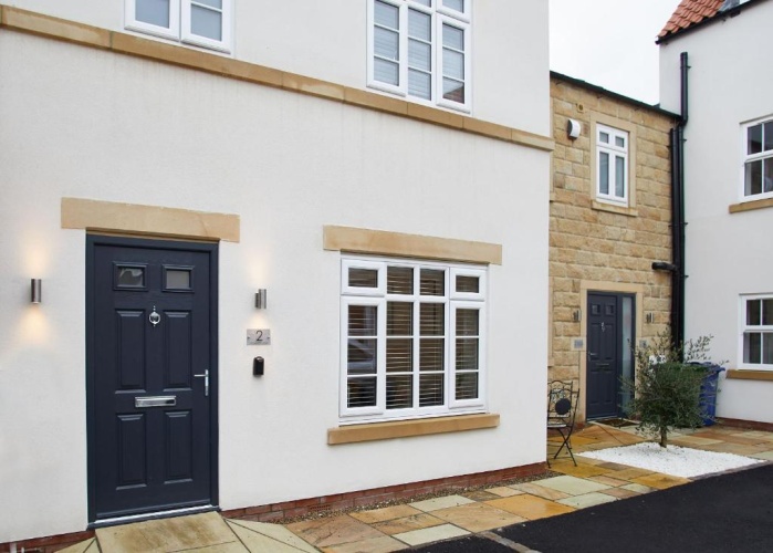 4 Bedrooms Cottage
