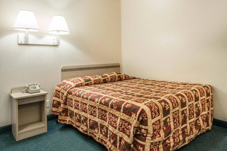 Rodeway Inn