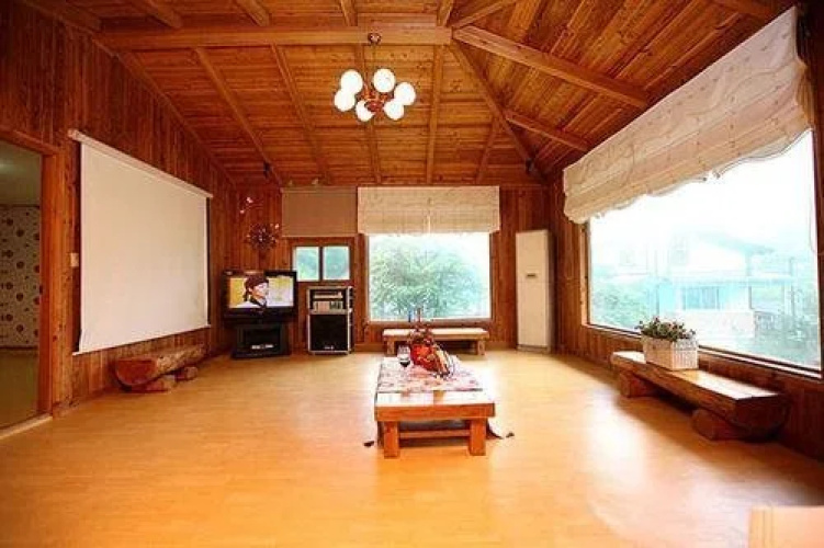 Gapyeong Lakeside View Pension