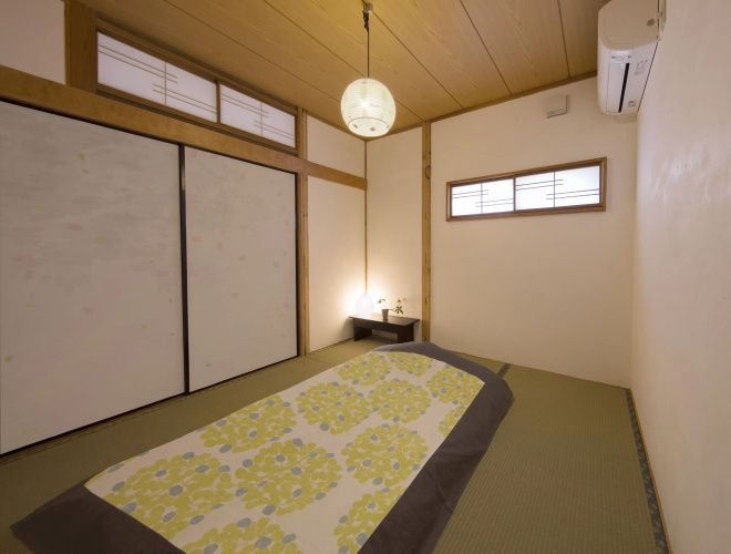 Sheena and Ippei - Hostel