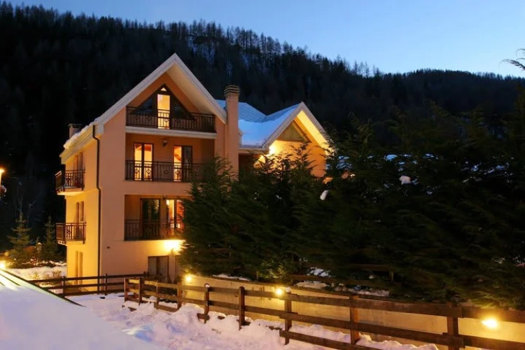 1 Bedroom Double Apartment