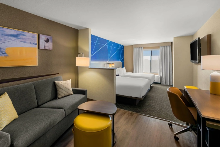 Quadruple Suite