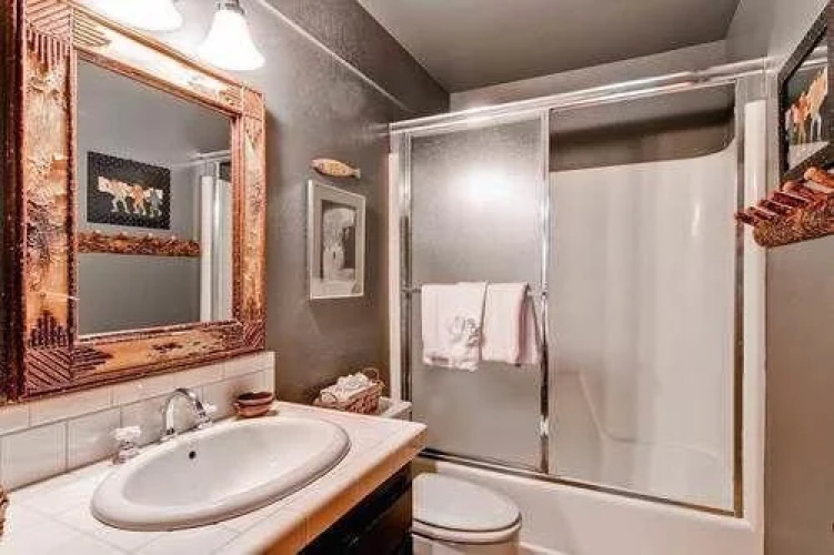 Summit Condominiums in Elkhorn by Alpine Lodging