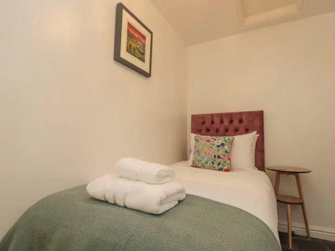 Little Nest Cottage