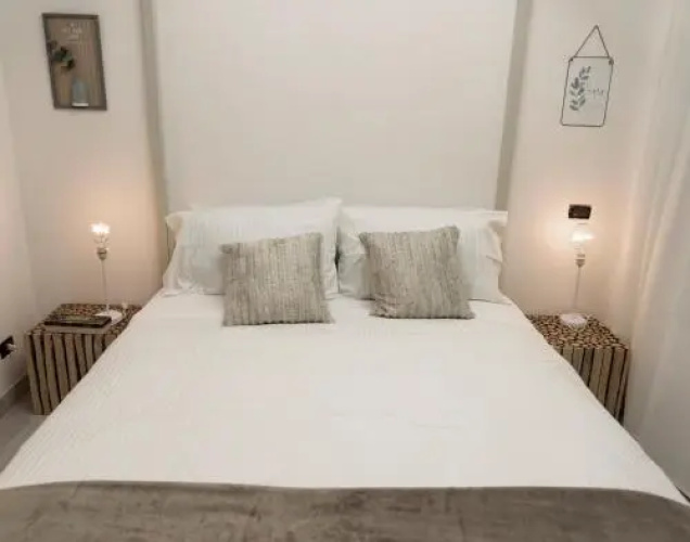 Vatican Luxury 2bd 2ba Apartment
