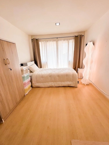 2 Bedrooms Villa