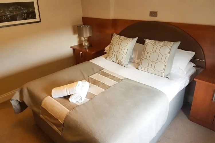 The Diamond Inn
