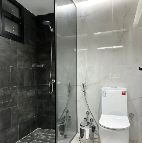 3 Bedrooms Apartment
