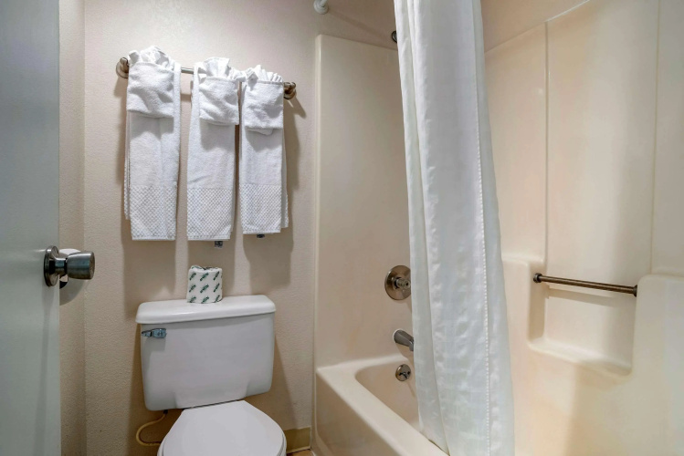 Econo Lodge Inn & Suites Resort - Rehoboth Beach photo 11