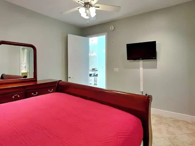 Low Tides by Ryson Vacation Rentals