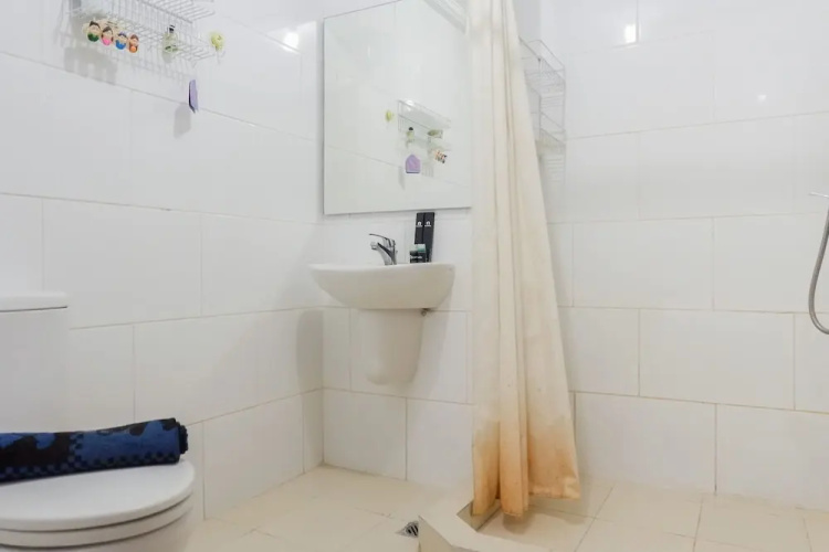 Cozy 2BR at Waterplace Apartment