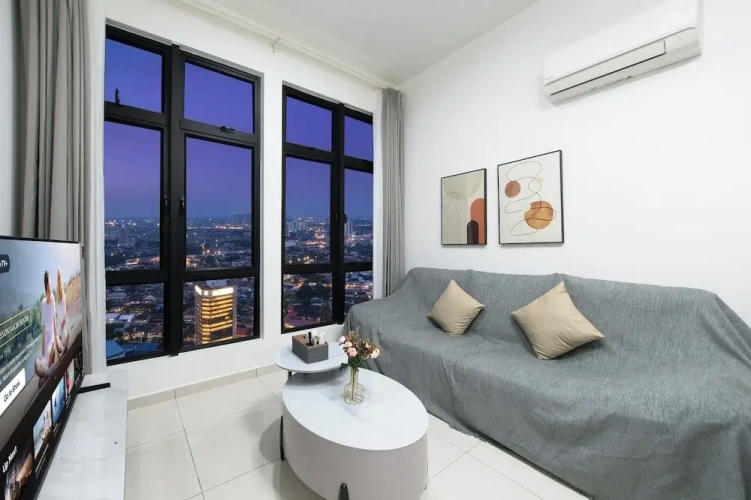 2 Bedrooms Superior Apartment with city view