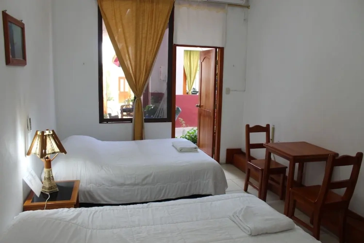 1 Bedroom Standard Triple Family room