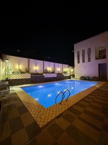 Deluxe Suite