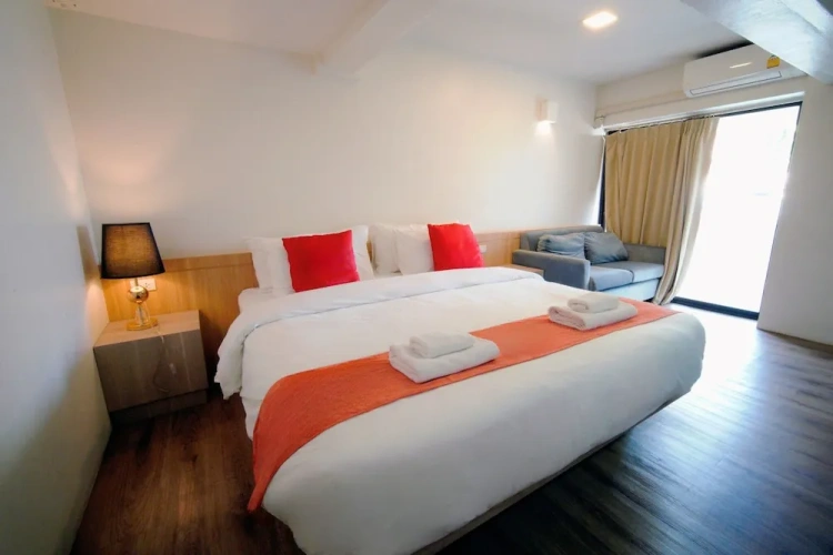 Deluxe Double room with balcony